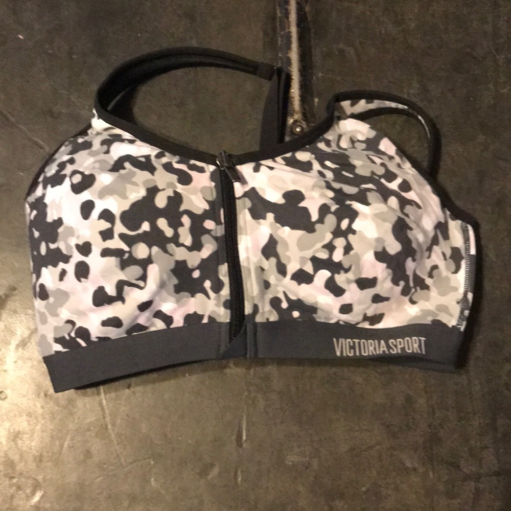 Victorias Sport high impact sport bra. 32D